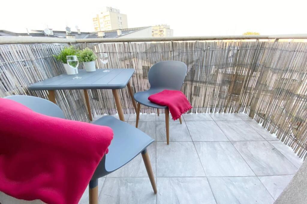Style Apartment Next To Kazimierz And Old Town + Netflix Krakow Exterior photo